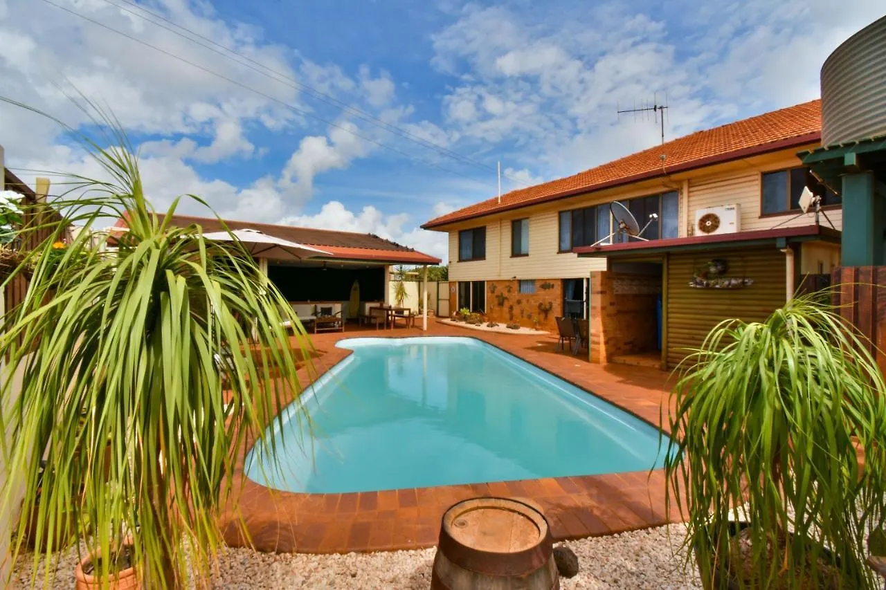 Dunelm House Bed & Breakfast Bargara